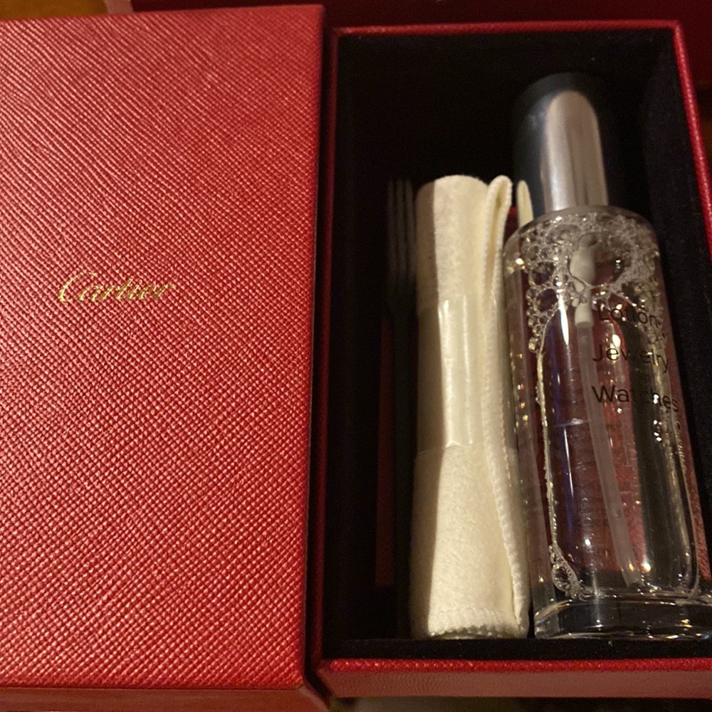 Cartier panther small watch. Like new condition includes everything! - Picture 14 of 15